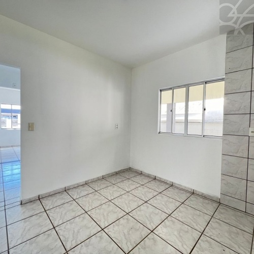 CASA NO BAIRRO AMIZADE EM GUARAMIRIM