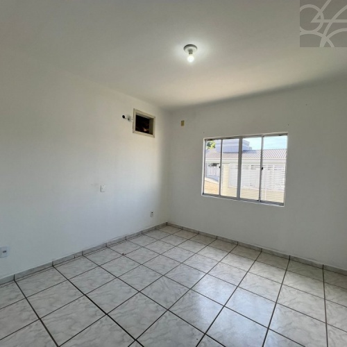 CASA NO BAIRRO AMIZADE EM GUARAMIRIM