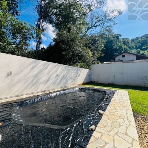 CASA NO BAIRRO AMIZADE EM GUARAMIRIM