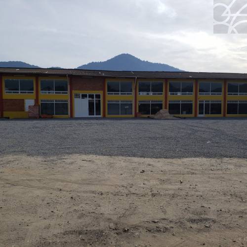 Galp�o no bairro Centro