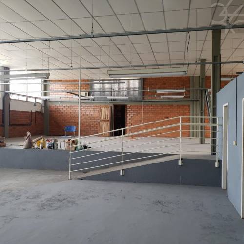 Galp�o no bairro Centro