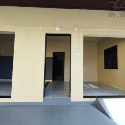Casa Comercial no bairro Vila Lalau 