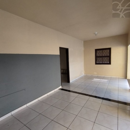 Casa Comercial no bairro Vila Lalau 