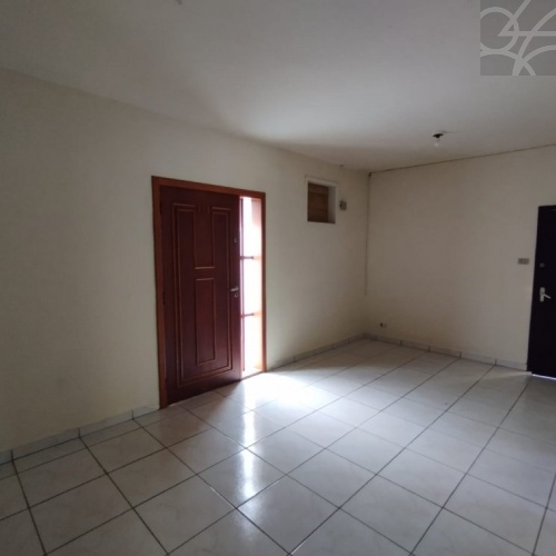 Casa Comercial no bairro Vila Lalau 