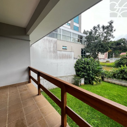 Casa Comercial no bairro centro 