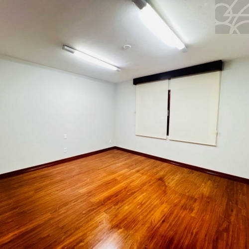 Casa Comercial no bairro centro 