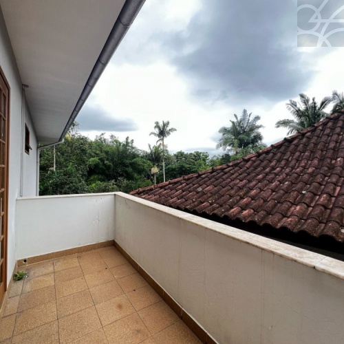 Casa Comercial no bairro centro 