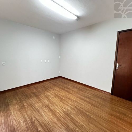 Casa Comercial no bairro centro 
