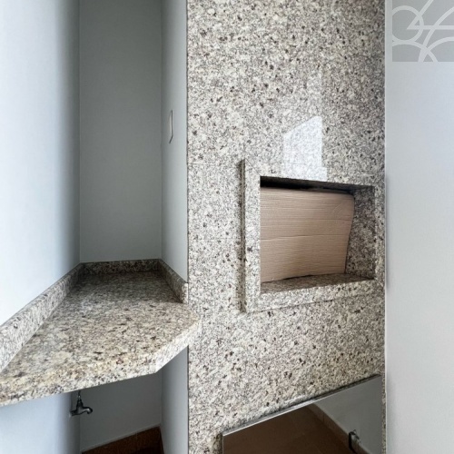 Casa Comercial no bairro centro 