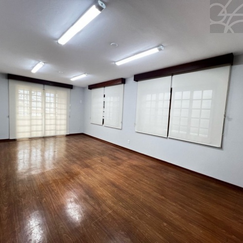 Casa Comercial no bairro centro 