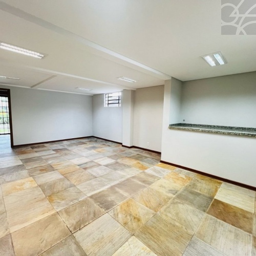 Casa Comercial no bairro centro 