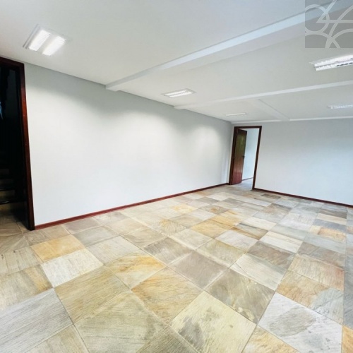 Casa Comercial no bairro centro 
