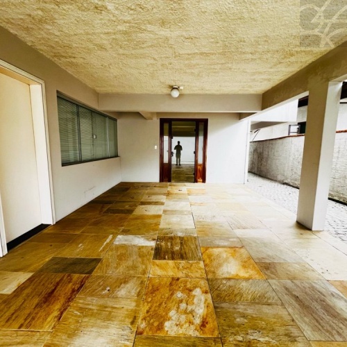 Casa Comercial no bairro centro 