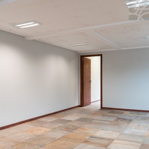 Casa Comercial no bairro centro 