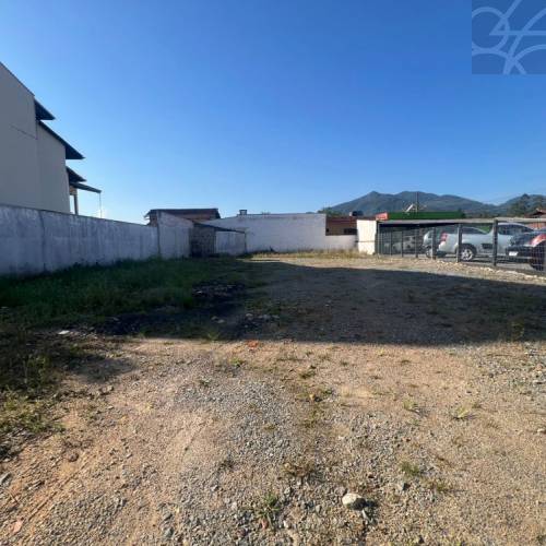 Terreno no bairro Chico de Paulo