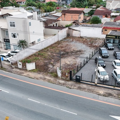 Terreno no bairro Chico de Paulo