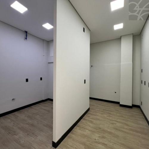 Sala Comercial no Bairro Centro 