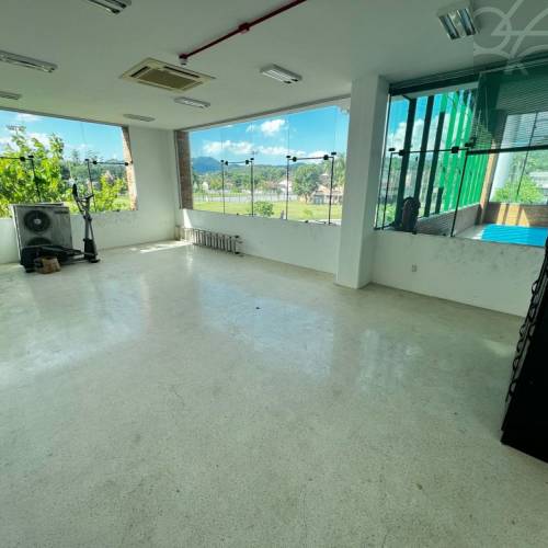 Salas Comerciais Piso superior