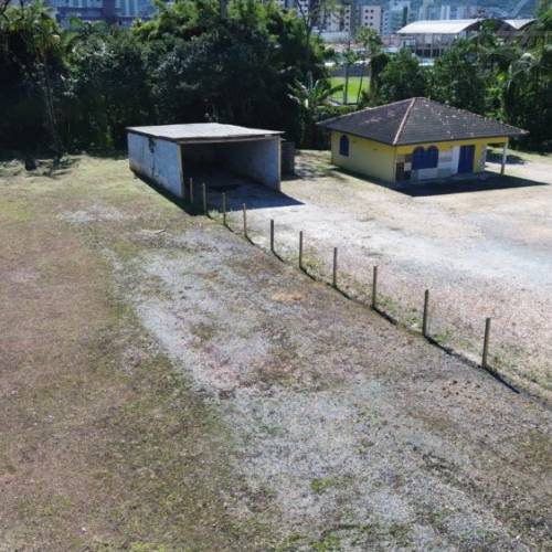 Terreno Comercial no bairro Vila NOva 