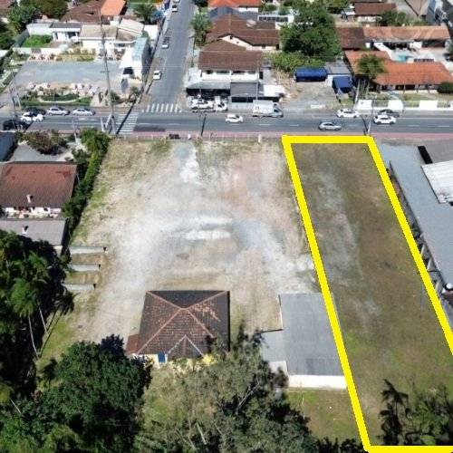 Terreno Comercial no bairro Vila NOva 