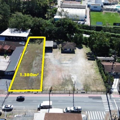 Terreno Comercial no bairro Vila NOva 