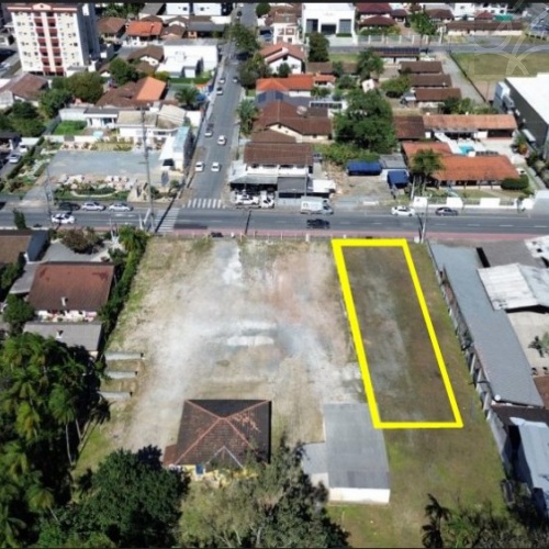 Terreno Comercial no bairro Vila NOva 