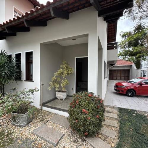 Casa Comercial no Bairro Centro