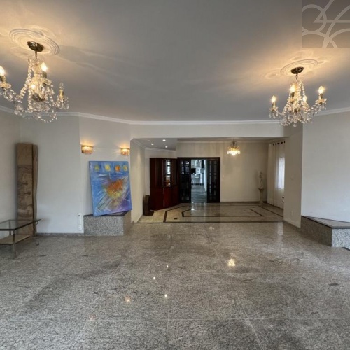 Casa Comercial no Bairro Centro