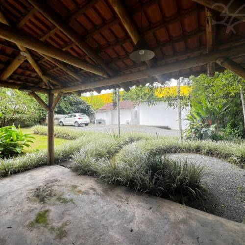 Casa Comercial no Bairro Baependi 