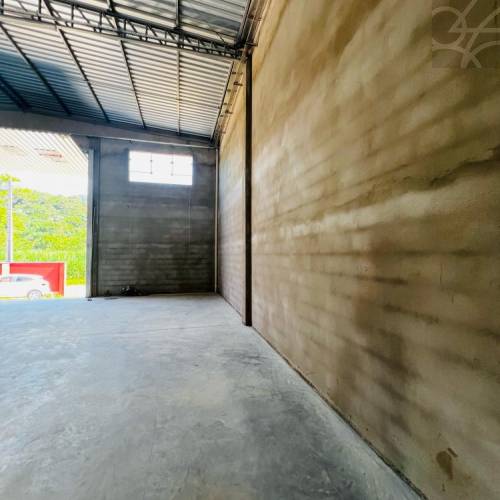 GALP�O NO BAIRRO NEREU RAMOS 