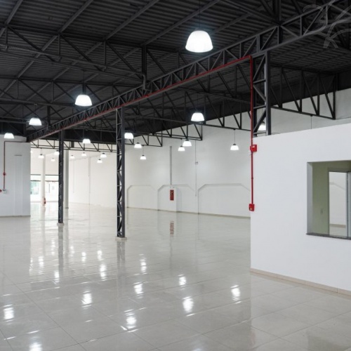 SALA COMERCIAL NO BAIRRO  CENTRO 