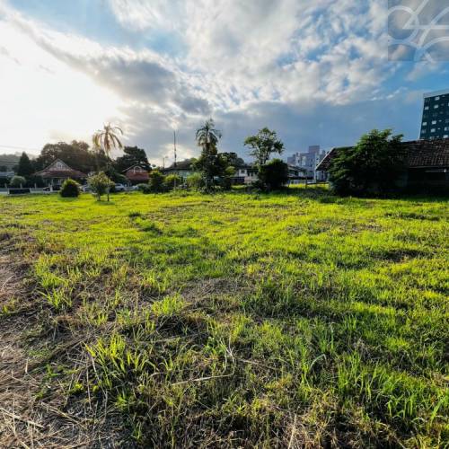 TERRENO NO BAIRRO RAU