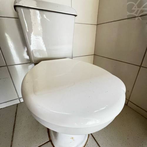 SALA COMERCIAL NO bairro RIO DA LUZ 