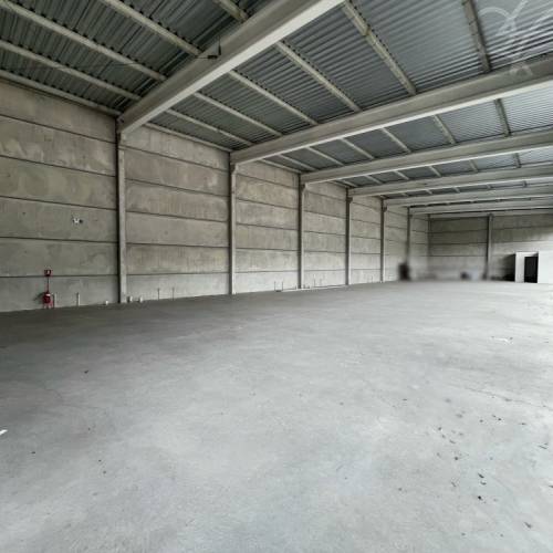 SALA COMERCIAL NO BAIRRO BARRA DO RIO CERRO