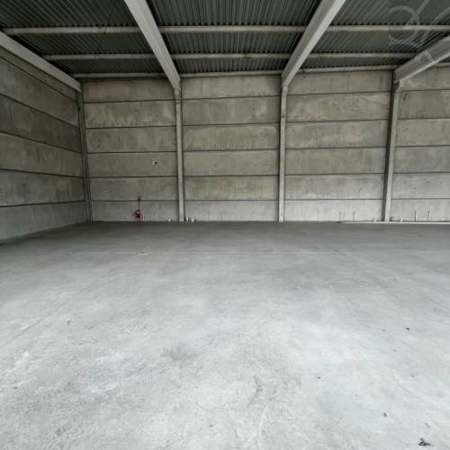 SALA COMERCIAL NO BAIRRO BARRA DO RIO CERRO