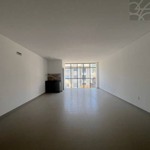 SALA COMERCIAL NO BAIRRO VILA NOVA 