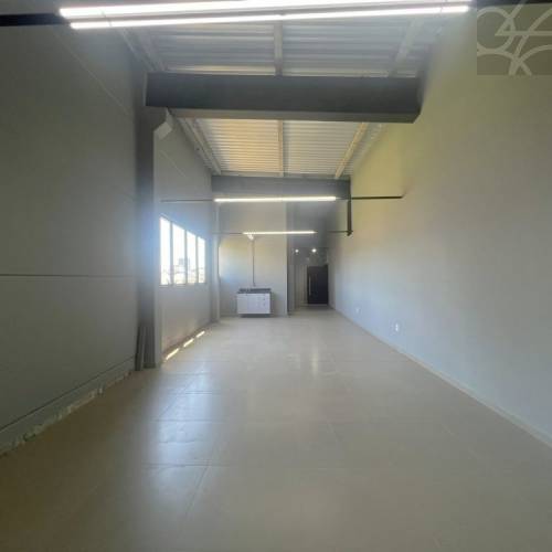 SALA COMERCIAL NO BAIRRO VILA NOVA 