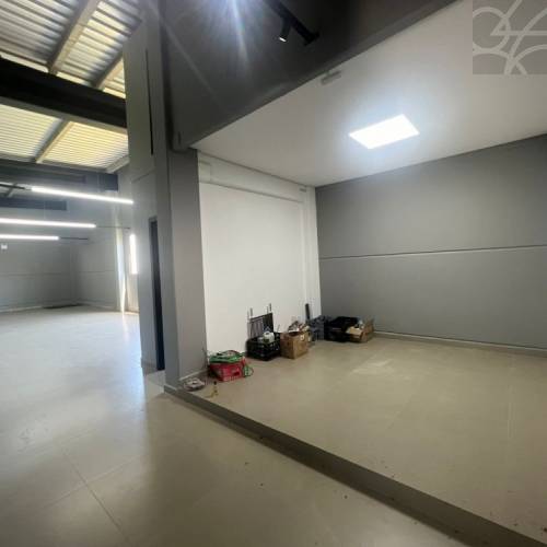 SALA COMERCIAL NO BAIRRO VILA NOVA 