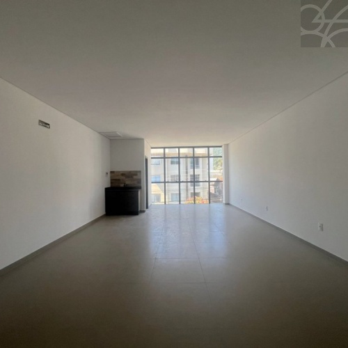 SALA COMERCIAL NO BAIRRO VILA NOVA 