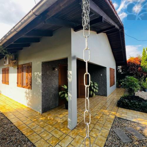 CASA  NO BAIRRO VILA BAEPENDI