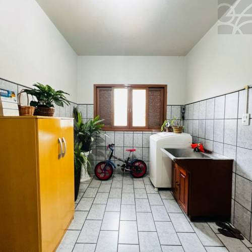 CASA  NO BAIRRO VILA BAEPENDI