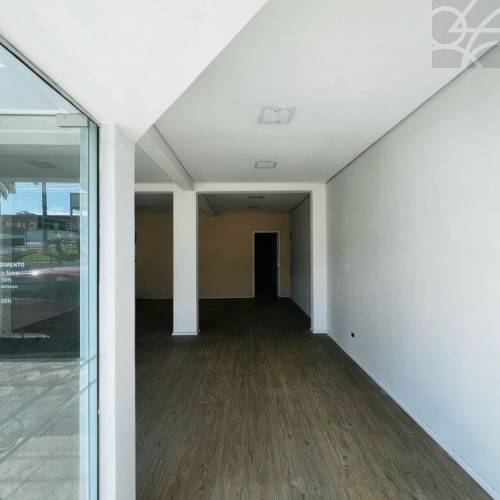 SALA COMERCIAL No bairro BARRA DO RIO CERRO