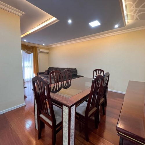 APARTAMENTO MOBILIADO NO BAIRRO CENTRO 