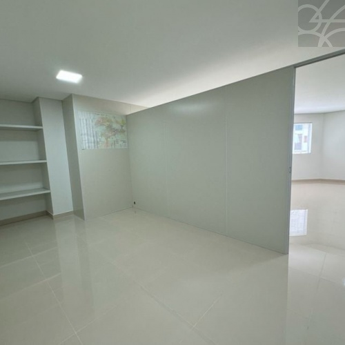 SALA COMERCIAL NO BAIRRO CENTRO 