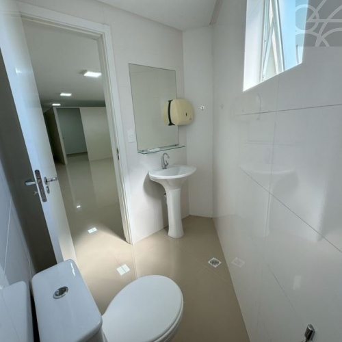 SALA COMERCIAL NO BAIRRO CENTRO 