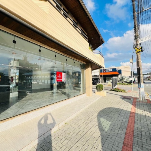 SALA COMERCIAL NO CENTRO DE GUARAMIRIM