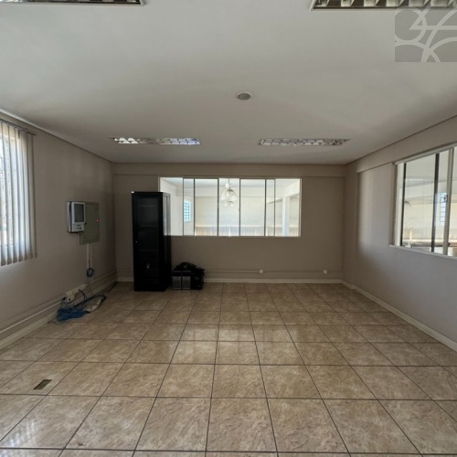 GALP�O NO BAIRRO JARAGUA ESQUERDO 