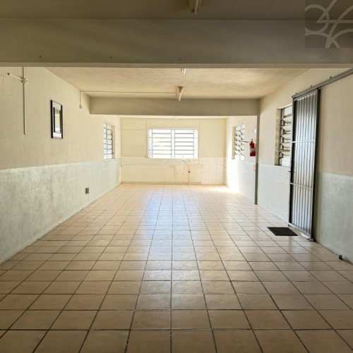 GALP�O NO BAIRRO JARAGUA ESQUERDO 