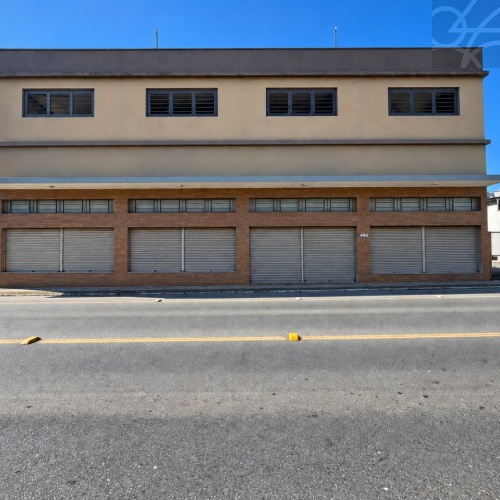 GALP�O NO BAIRRO JARAGUA ESQUERDO 