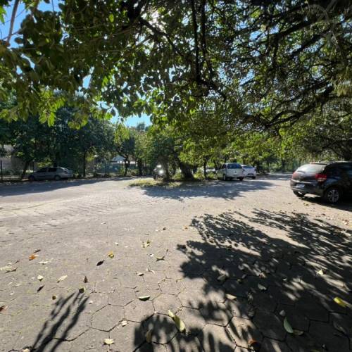 GALP�O INDUSTRIAL NO BAIRRO VILA LALAU 